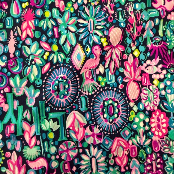 Lilly Pulitzer UPF 50+ Luxletic Justine Pullover in Kamala Tropical Print Large - Picture 5 of 5